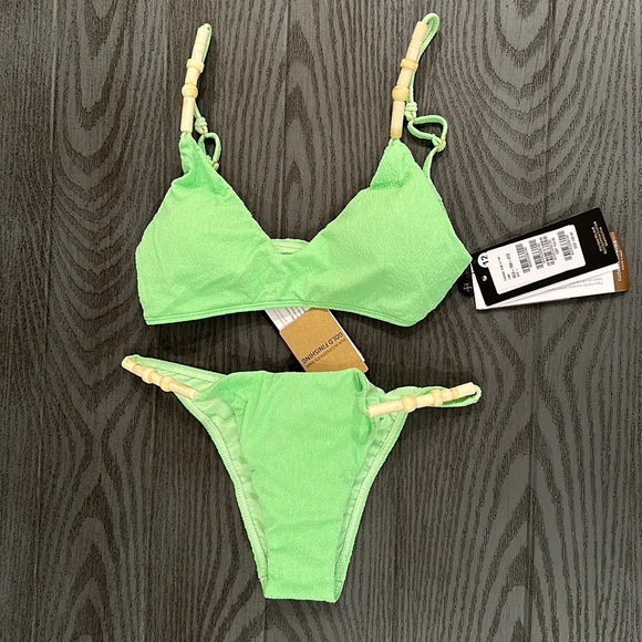 Vix swim - Brazilian bottoms/New Retail $286.00 🌴🌴